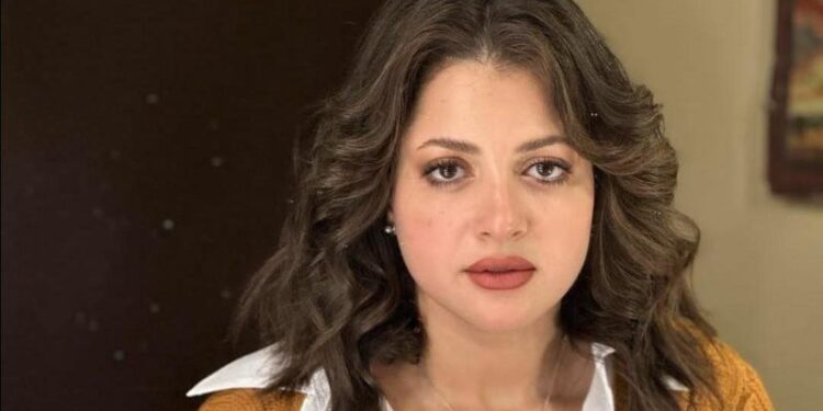 منى فاروق توجه رسالة قوية لكل من يستغل اسمها لإنشاء حسابات مزيفة.. تفاصيل