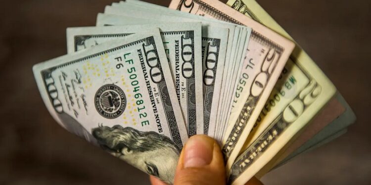 سعر الدولار اليوم  أسعار الدولار أمام الجنيه المصري في منتصف تعاملات اليوم السبت.. 11 يناير 2025
