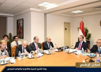 وزيرا الشئون النيابية والخارجية  يلتقيان بسفراء دول الاتحاد الأوروبى المعتمدين في مصر