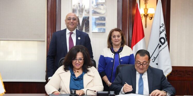 تعاون جديد بين جهاز تنمية المشروعات وشركة إرادة للمشروعات متناهية الصغر