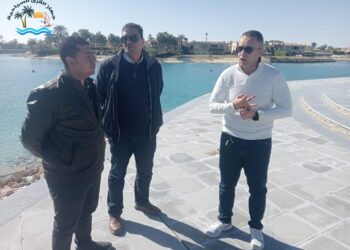 “الإسكان”: جارٍ استكمال أعمال رفع كفاءة وتطوير البنية الأساسية بنطاق القرى السياحية بالساحل الشمالي