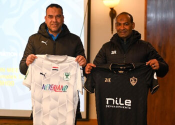 الزمالك بالزي الأسود في مواجهة المصري بالكونفدرالية