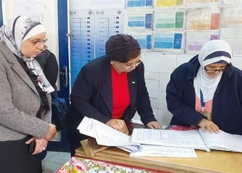 نائب وزير الصحة تتفقد مركز الرعاية الصحية الأولية بالعمرانية