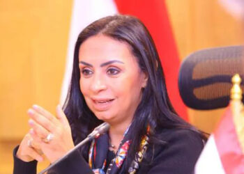 وزيرة التضامن: خطوط الوزارة الساخنة تستقبل ما يزيد على 2 مليون و300 ألف اتصال