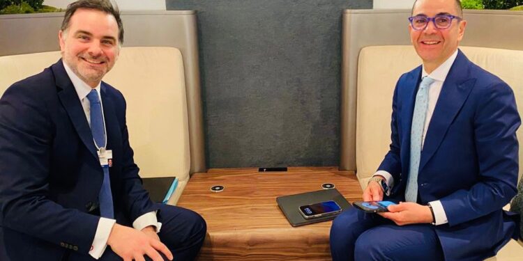 وزير الاستثمار يلتقى وزير التجارة الخارجية الفرنسي لبحث سبل تعزيز الشراكة الاقتصادية بين البلدين