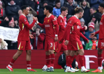 ليفربول يواجه ليل الليلة فى دورى أبطال أوروبا