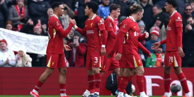 ليفربول يواجه ليل الليلة فى دورى أبطال أوروبا