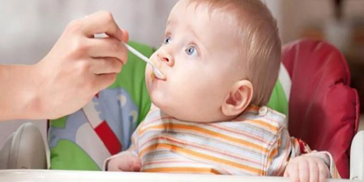 عضو «القومي للطفولة»: الفطام غير التدريجي يسبب صدمة للطفل