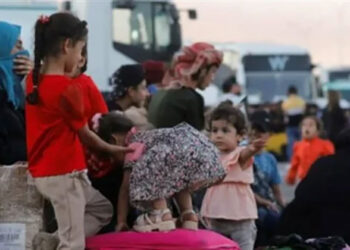 لبنان يمنع دخول اللبنانيين من غير حاملي الإقامة السورية إلى سوريا