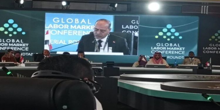 وزير العمل يشارك في المؤتمر الدولي الثاني لسوق العمل في الرياض