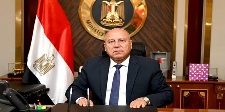 وزير الصناعة والنقل يعلن نتائج الطرح الأول للمصانع الجاهزة  بمدينة الجلود بالروبيكي