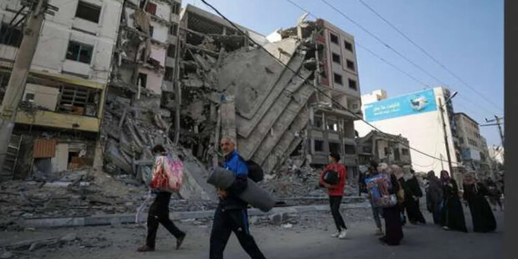 أستاذ في العلوم السياسية: تضافر الجهود الدولية يردع إسرائيل عن جرائمها الوحشية   