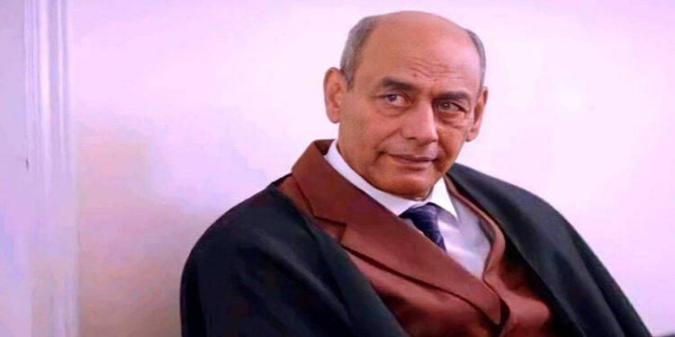 أحمد بدير يشيع جثمان شقيقته والدفن فى الدويقة