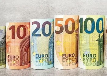 سعر اليورو أمام الجنيه اليوم الأربعاء 22-1-2025