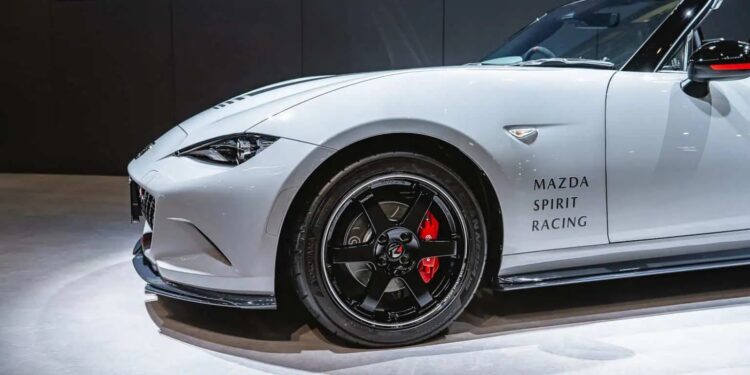 مازدا تقدم مياتا 2025 الجديدة