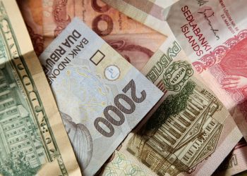 أسعار العملات في مصر اليوم الإثنين