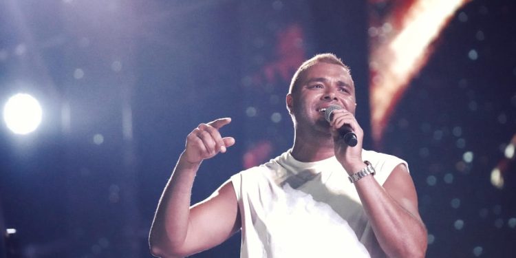 رامي صبري يحيى حفلاً غنائيًا في شرم الشيخ