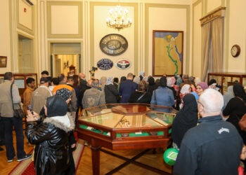 بالصور..  “متحف البريد المصري”.. يشهد إقبالاً كبيرًا من الزائرين في “عيد البريد”