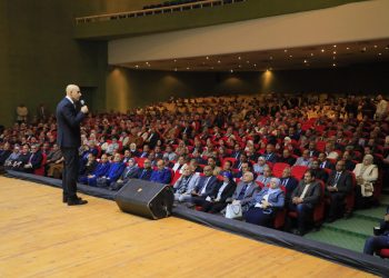 وزير التعليم يعقد لقاء موسعًا مع  ٢٦٠٠ مدير مدرسة للمرحلتين الإعدادية والثانوية حول مقترح “شهادة البكالوريا المصرية”