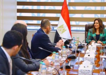 وزيرة التنمية تبحث مع أعضاء جمعية “رجال الأعمال بالإسكندرية” تحسين مناخ الاستثمار ومجالات التعاون المشترك