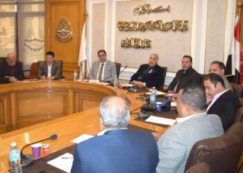 شُعبة المدارس الخاصة تشيد بدور الدولة.. وترفع مذكرة عاجلة لـ”العشري” بمطالب قطاعها تماشيًا مع المُستجدات