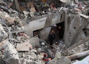 الرئيس الفلسطيني: انخفاض سكان غزة 6% دليل على وحشية الاحتلال