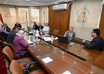 وزير النقل  يزور  المجلس الوطني للاعتماد ويلتقي العاملين بالمجلس ويتراس لجنة الوظائف القيادية