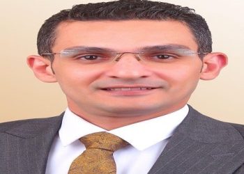 ننشر نبذة مختصرة للسير الذاتية لأعضاء اللجان الاستشارية المختلفة