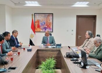 نائب وزير الإسكان يلتقي مسئولي ‏أحد التحالفات العالمية المهتمة بصناعة مواتير وطلمبات المياه