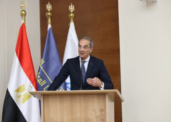 عمرو طلعت: يشهد حفل تخريج أكثر من 2000 متدرب من أكاديمية المواهب المصرية ETA