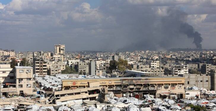 أستاذ علاقات دولية: هجوم الاحتلال على اليمن محاولة لقطع الذراع الأخيرة لإيران في المنطقة