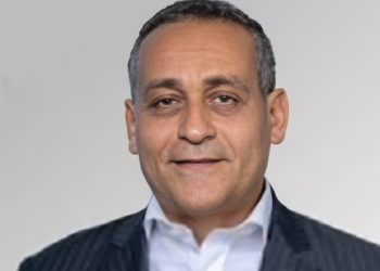 أيمن أبو العينين رئيسًا للجنة النقل واللوجستيات بالجمعية المصرية اللبنانية لرجال الأعمال