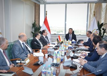 وزير التموين يعقد اجتماعًا مع ممثلي شركات الصناعات الغذائية والمنتجين والمصنعين والموردين