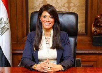 وزيرة التخطيط تغادر القاهرة للمشاركة بأعمال المنتدى الاقتصادي العالمي بدافوس 2025