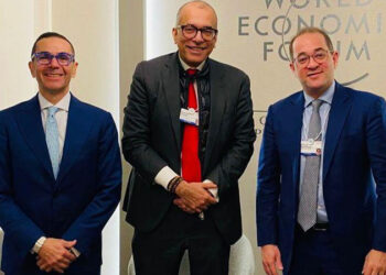 وزير الاستثمار والتجارة الخارجية يلتقى الرئيس التنفيذي المشارك لمنطقة آسيا والشرق الأوسط ببنك HSBC