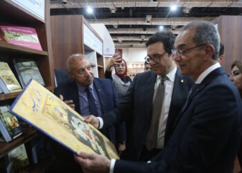 وزيرا الاتصالات والثقافة يُعلنان انطلاق تطبيق “كتاب” لتعزيز الوصول إلى إصدارات وزارة الثقافة عبر التكنولوجيا الحديثة