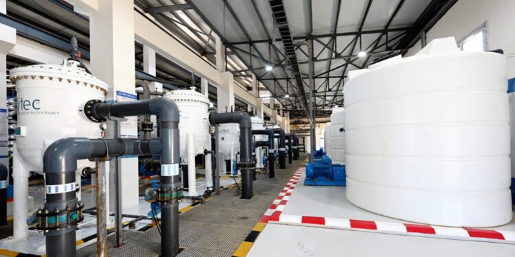 وزير الإسكان يستعرض مشروعات قطاع المرافق وصيانة الشبكات والمحطات بهيئة المجتمعات العمرانية في 2024