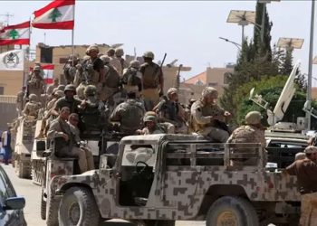 الجيش اللبناني: وحدات عسكرية تنتشر ببلدات عدة جنوب الليطانى بعد انسحاب جيش الاحتلال منها
