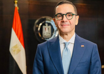 وزير الاستثمار يتوجه لمدينة دافوس السويسرية للمشاركة بفعاليات النسخة 55 من المنتدى الاقتصادي العالمي