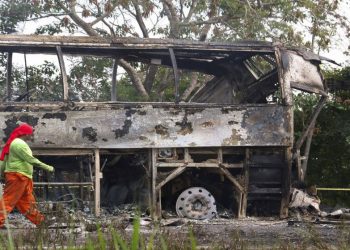 مصرع 41 فى حادث تصادم بين حافلة ركاب وشاحنة بجنوب المكسيك