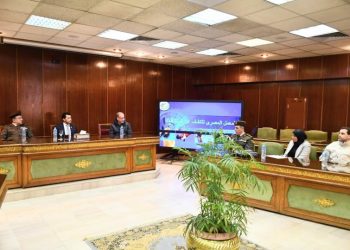 وزير الرياضة يعقد اجتماعًا لتوفير كافة متطلبات اعتماد المعمل المصري للكشف عن المنشطات
