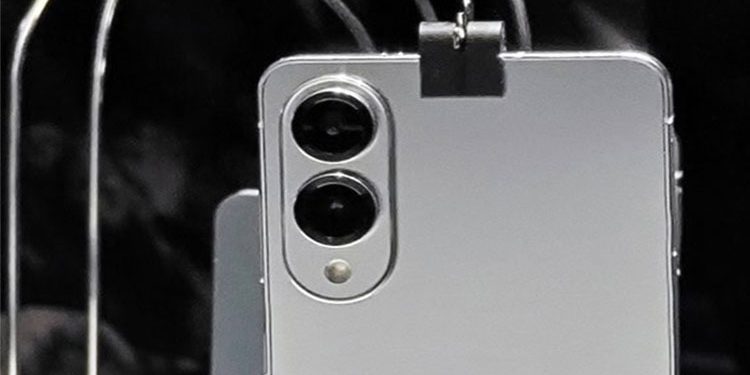 سامسونج تستعرض تصميم Galaxy S25 Edge الجديد وتسريب لسعره