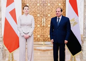 الرئيس السيسي ورئيسة وزراء الدنمارك يتفقان على ضرورة بدء عمليات إعادة إعمار غزة