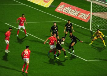 التعادل يحسم نتيجة مباراة القمة بين الأهلي والزمالك