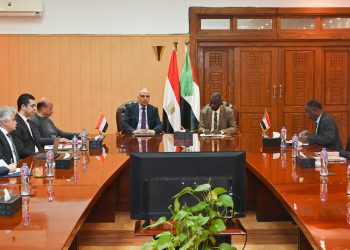 وزيرا الرى المصرى والسودانى:‫ إبقاء قضية السد الإثيوبى الخلافى ضمن الإطار الثلاثى