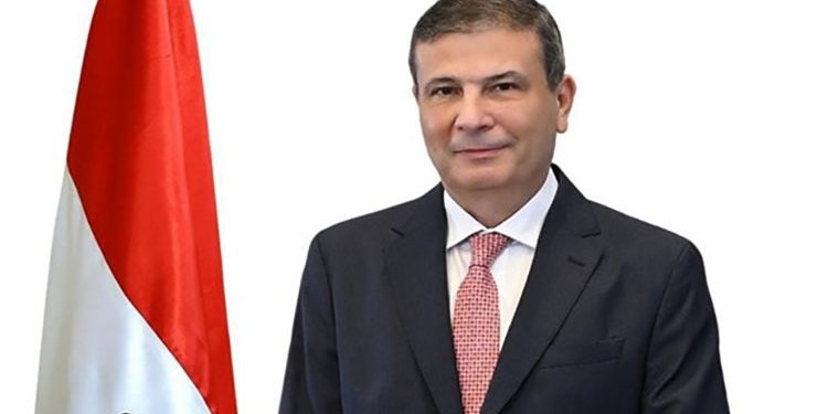 وزير الزراعة تصدر 1111 ترخيص تشغيل لكافة أنشطة ومشروعات الثروة الحيوانية والداجنة والعلفية