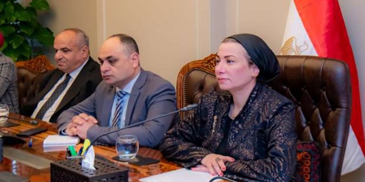 وزيرة البيئة تبحث آخر تطورات الموقف التنفيذي لمشروع “الملاذ الآمن للحياة البرية بمحمية وادي الريان”