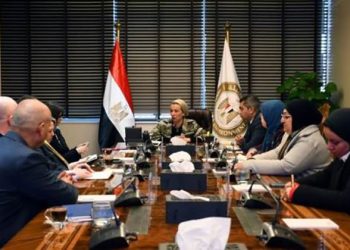 وزيرة البيئة تبحث التعاون مع شركة سيسكو في الربط بين تكنولوجيا المعلومات وتحقيق الاستدامة البيئية وصون الموارد الطبيعية