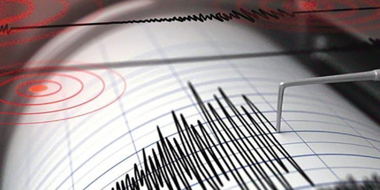 زلزال بقوة 6.2 ريختر يضرب إندونيسيا