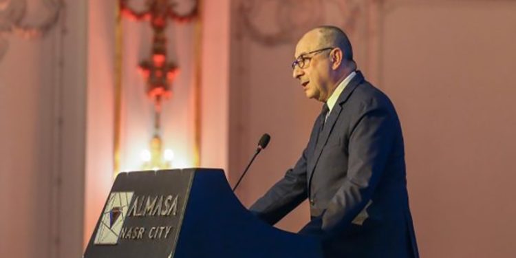 وزير قطاع الأعمال العام: نعمل على تحديث المصانع التابعة وإحياء صناعات وإدخال منتجات جديدة